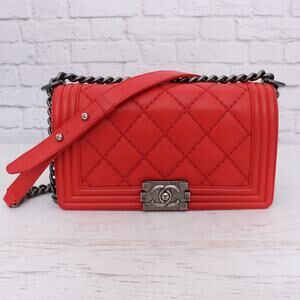 Chanel Boy Bag Quilted Red Lambskin Leather Shoulder Bag Handbag Purse A4326
